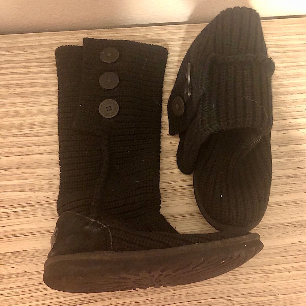 UGG BOOTS